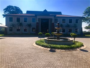 800 m² Office Space in Kloof