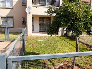 2 Bed Apartment in Hazeldean (Silverlakes Surroundings)