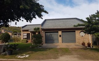 3 Bedroom House in Still Bay East