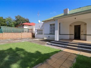 3 Bed House in Westdene