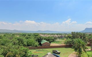 9674 m² Farm in Melodie