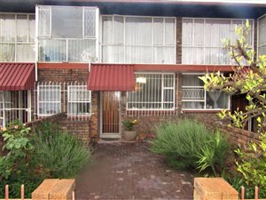 2 Bed Townhouse in Clubview