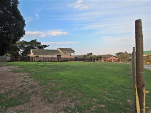 956 m² Land available in Seafield