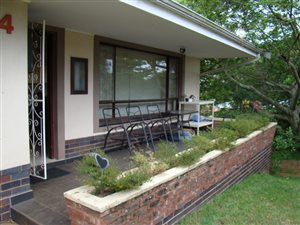 3 Bedroom House in Athlone Park