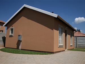 2 Bed House in Johannesburg Central