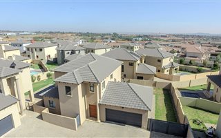 3 Bedroom House in Thatchfield