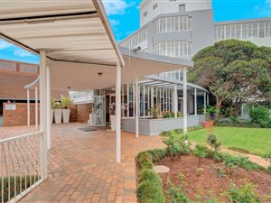 2 Bed Apartment in Fairway