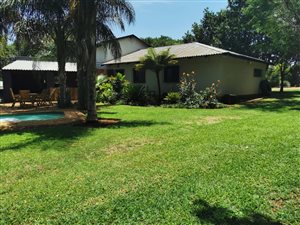 21187 ha Farm in Rynoue