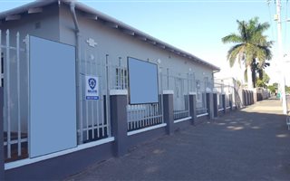 572 m² Office Space in Glenwood