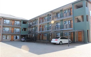 2 Bedroom Flat in Windsor East