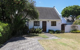 2 Bedroom Townhouse in Lorraine