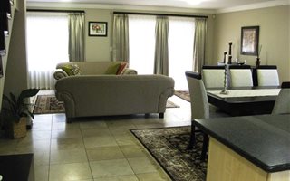 3 Bedroom Duplex in Magaliessig