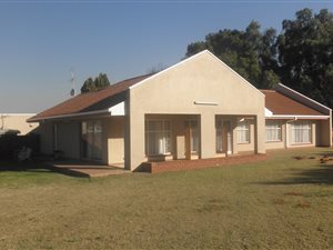2.5 ha Farm in Sonlandpark