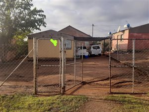 2 Bed House in Mabopane