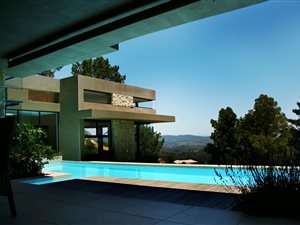 5 Bed House in Simola