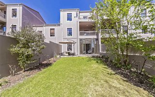 1 Bedroom Apartment in Oaklands