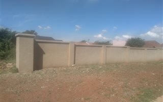 1000 m² Land available in Ironsyde