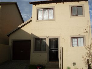 2 Bed Duplex in Halfway House