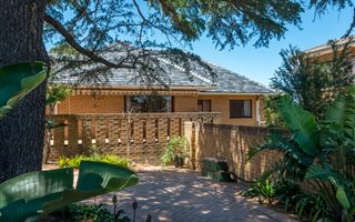 3 Bedroom Townhouse in Die Wingerd