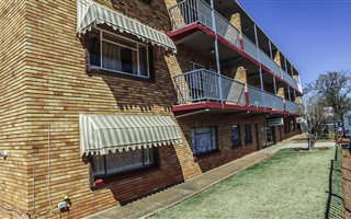 2 Bedroom Flat in Arboretum