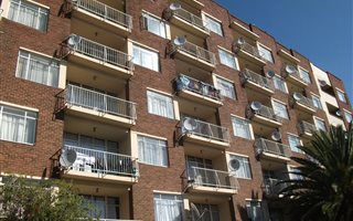 2 Bedroom Apartment in Vereeniging Central