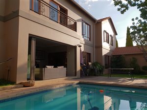 4 Bed Townhouse in Equestria