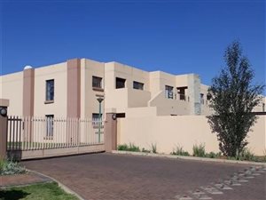 2 Bed Apartment in Vanderbijlpark SE8