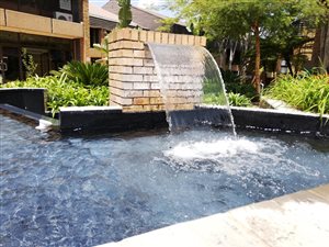 98 m² Office Space in Garsfontein