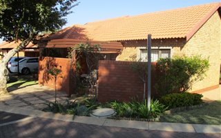 2 Bedroom House in Willow Park Manor