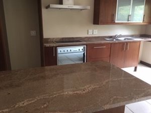 3 Bed House in Cedar Lakes