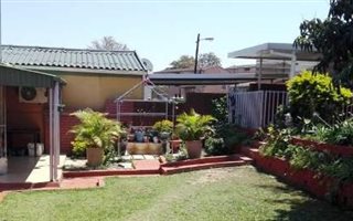 3 Bedroom House in Grove End