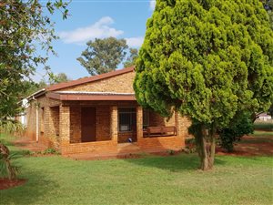 1.7 ha Farm in Tarlton