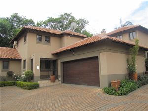 3 Bed Cluster in Menlo Park