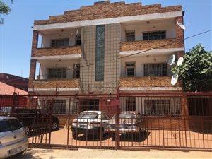 3 Bed Apartment in Bellevue