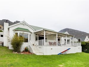 3 Bed House in Hout Bay and surrounds