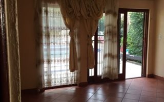 2 Bedroom Garden Cottage in Blairgowrie