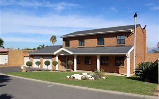 4 Bedroom House in Welgelegen