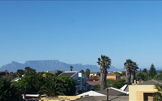 2 Bedroom Apartment in Melkbosstrand