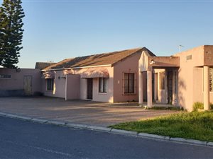 3 Bed House in Mandalay