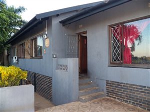 3 Bed House in Fairview