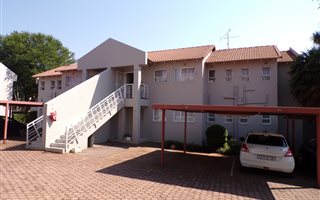 2 Bedroom Townhouse in Fairland