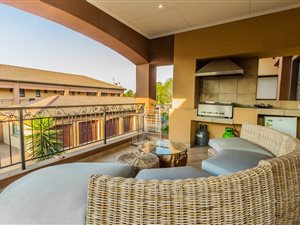 3 Bed Apartment in Lakefield