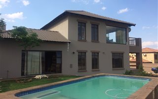 4 Bedroom House in Safari Gardens
