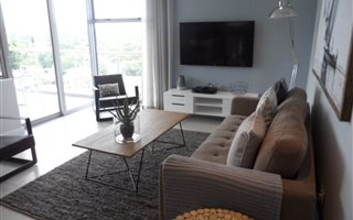 2 Bedroom Apartment in Rosebank