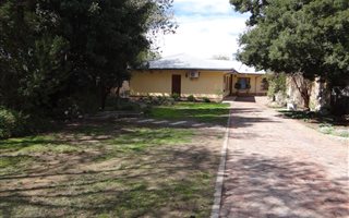 4 Bedroom House in Beaufort West