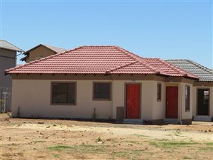 3 Bed House in Klerksoord