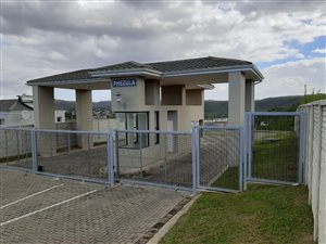 4 Bed Townhouse in Nahoon Valley