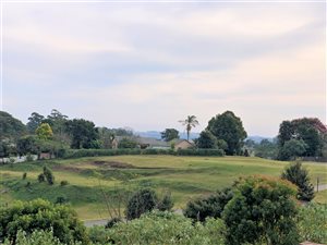 2733 m² Land available in Monteseel