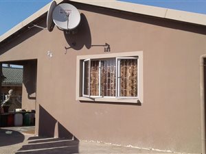 3 Bed House in Trenance Park