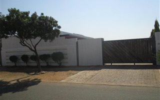 1 Bedroom Apartment in Lindo Park